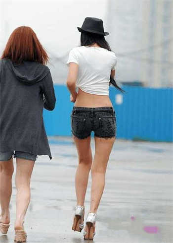 王丽霞乱情第六部