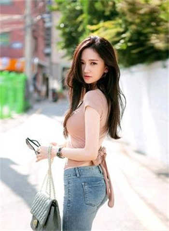 女的被砍头跑回家乡电影名