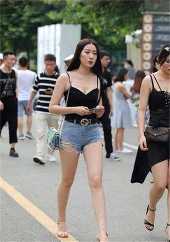 连长cindy学车