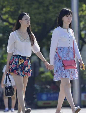 英语老师的春水真多和校长