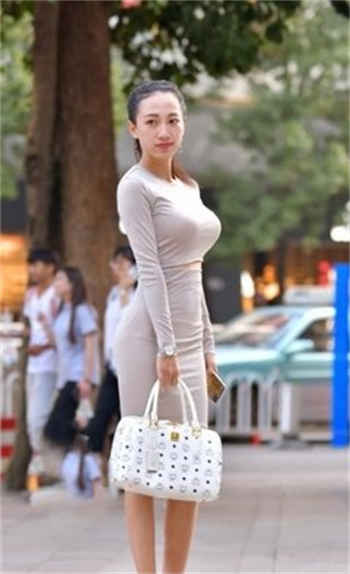 莫妮卡大寸度电影如如影视