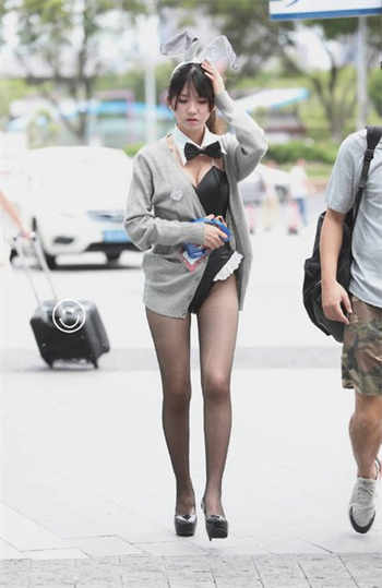 女人想老公又不在咋个处理