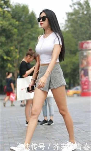 丈夫上班妻子与现在顾客
