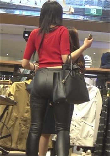 方雅和电工老何