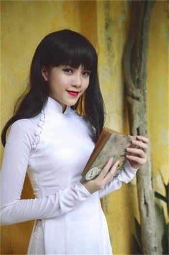 女员工2对2中字