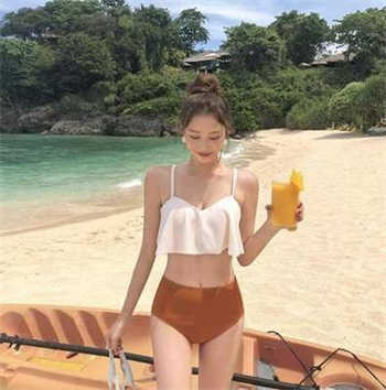 张天爱瑜伽裤三角形